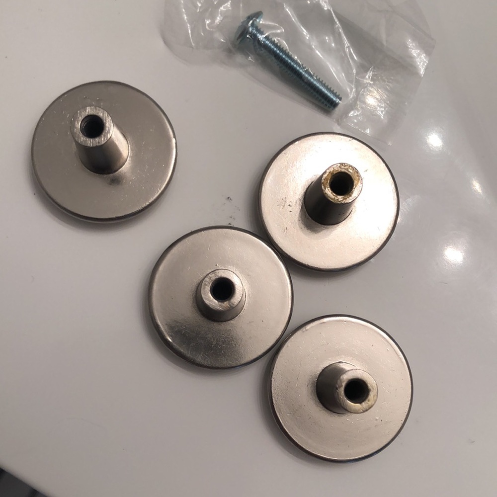 Cabinet knobs - Picture 3 of 3